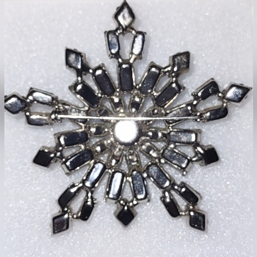 Blue Rhinestone Crystal Snowflake Brooch - Picture 11 of 15